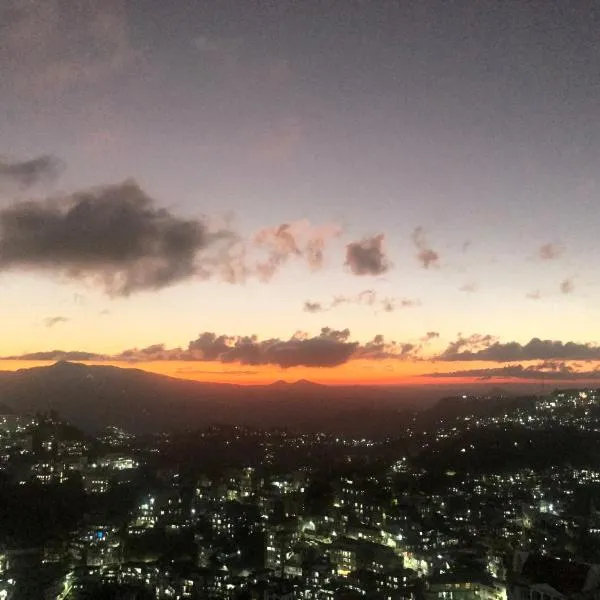 W-26 Dawrpui，位于艾藻尔的酒店