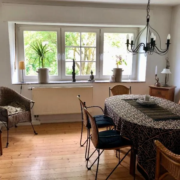 Gemütliches Ferienhaus in der Vulkaneifel，位于Üxheim的酒店