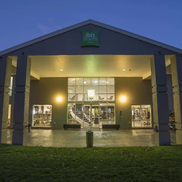 堪培拉宜必思尚品酒店，位于堪培拉的酒店