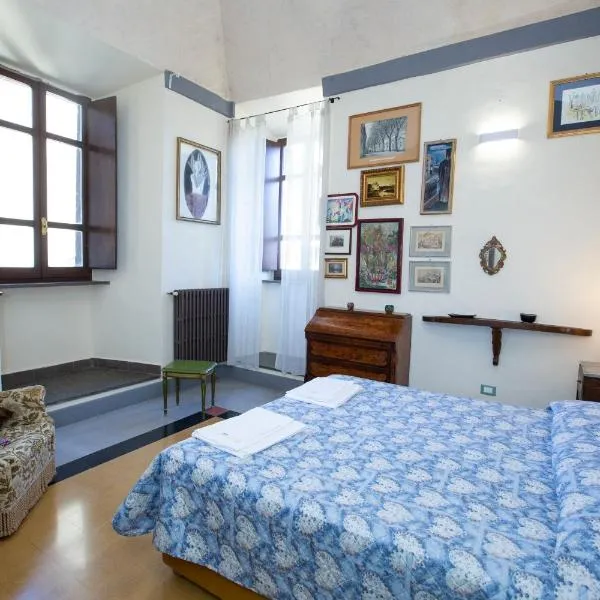 Residenza d'epoca Palazzo Franciosoni，位于韦特拉拉的酒店