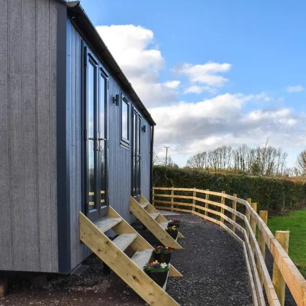 Meadows View Shepherd's Hut，位于科克茅斯的酒店