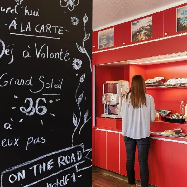 米卢斯巴勒机场F1酒店，位于圣路易的酒店