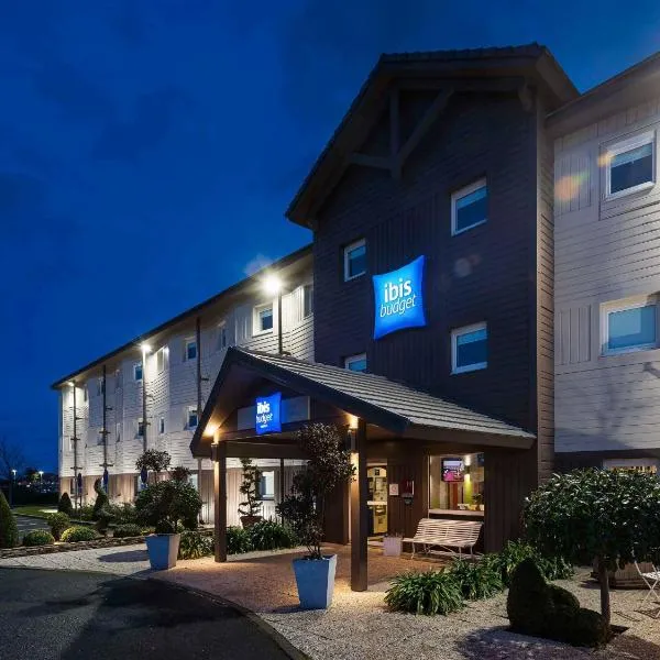 滨海迪沃宜必思快捷酒店，位于滨海迪沃的酒店