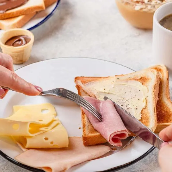 贝莎空爱可乐法勒丁宜必思快捷酒店 ，位于贝桑松的酒店