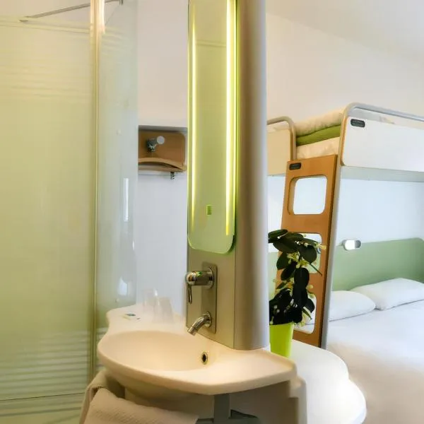 ibis budget Saint-Quentin Centre Gare，位于圣康坦的酒店