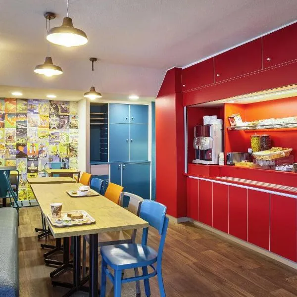 马恩雷大学一级方程式酒店，位于科累堑的酒店