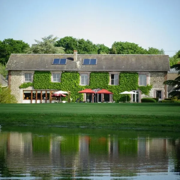 德拉博塞高尔夫酒店，位于Saint-Hilaire-la-Gravelle的酒店