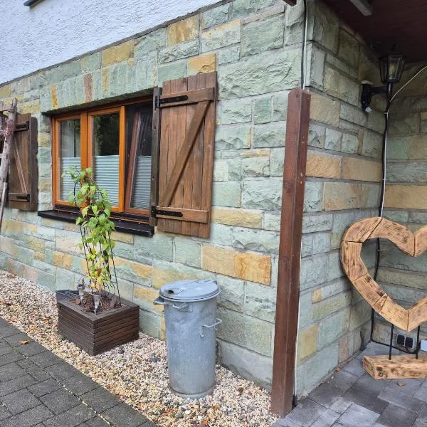 Ferien - und Monteurwohnung Stender im Sauerland，位于施马伦贝格的酒店