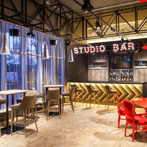 伦敦伊灵宜必思尚品酒店，位于伦敦的酒店