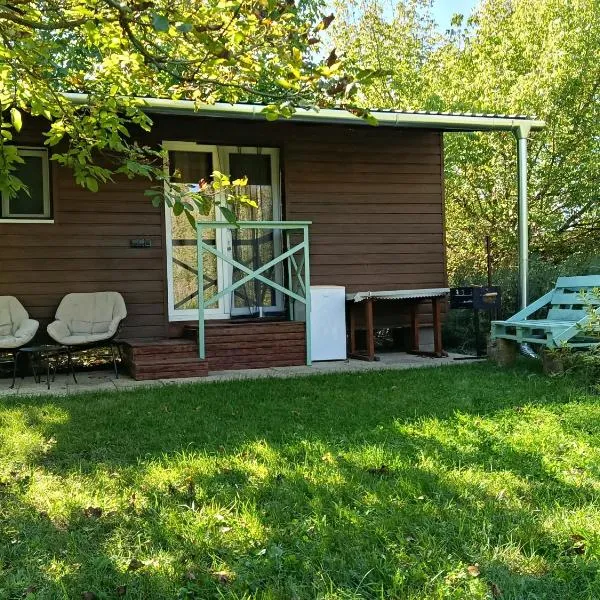 Panna tanya kisház，位于Tahitótfalu的酒店