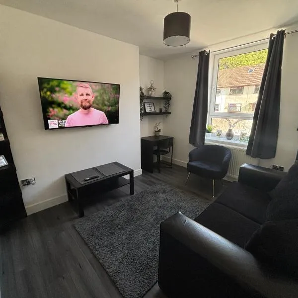 Immaculate whole house Sleeps 4，位于Shawforth的酒店