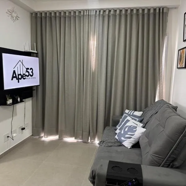Apt 53 Bela Vista com garagem coberta e 2 quartos，位于圣埃斯皮里图-皮尼亚尔的酒店