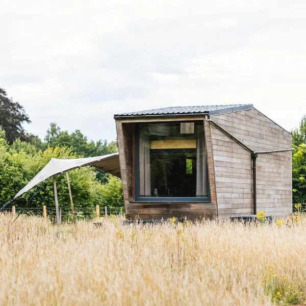 Tiny House Stijl & natuur nabij Brugge!，位于贝尔内姆的酒店