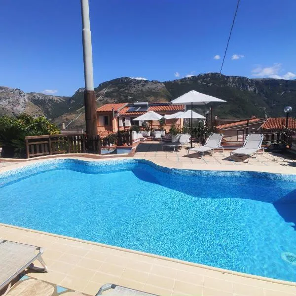 Vicky's B&B by V，位于Papasidero的酒店