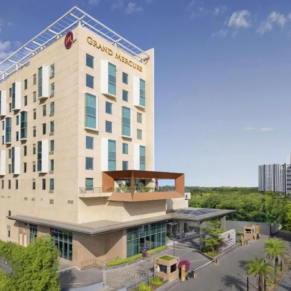 Grand Mercure Ahmedabad GIFT City - An Accor Hotels Brand，位于甘地讷格尔的酒店