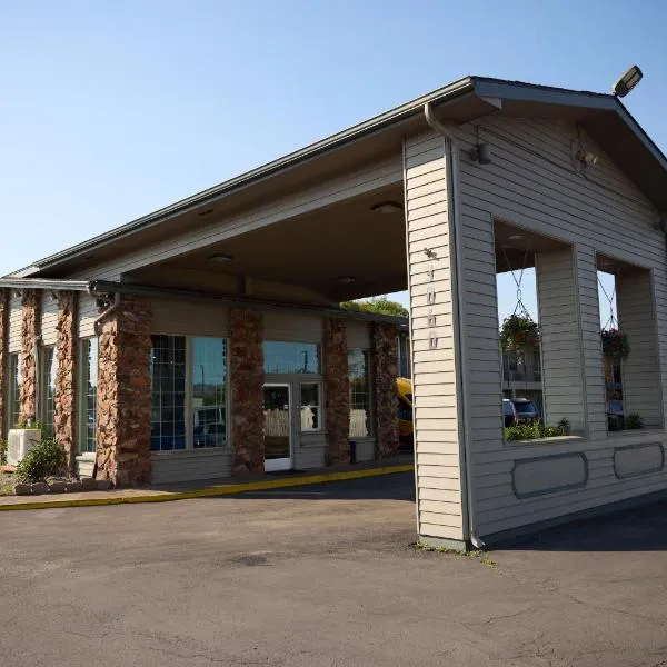 克拉马斯福尔斯西马隆牛津宾馆，位于克拉马斯福尔斯的酒店