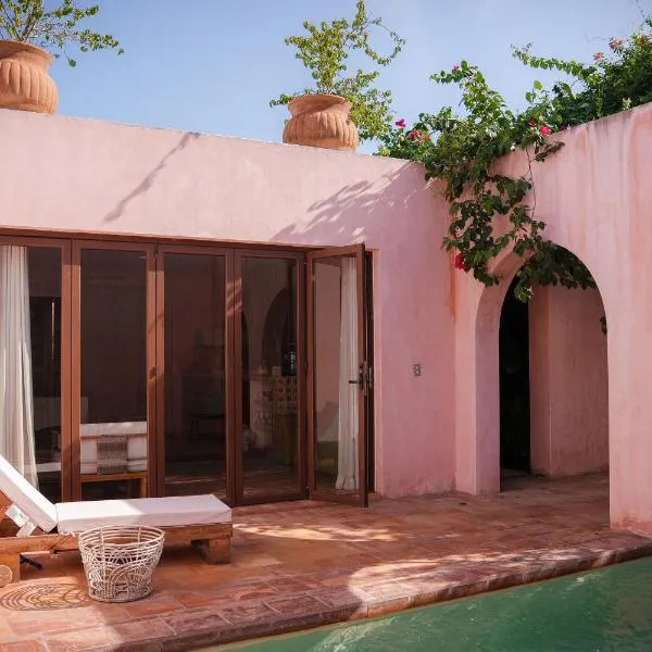 Villa Santa María - Alberca Privada - Punta Pérula，位于Pérula的酒店