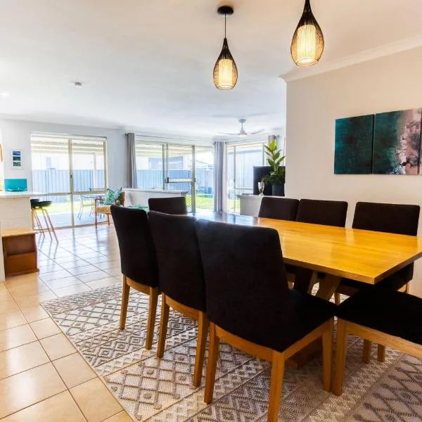 Marine Holiday Home - Geographe,位于Geographe的酒店