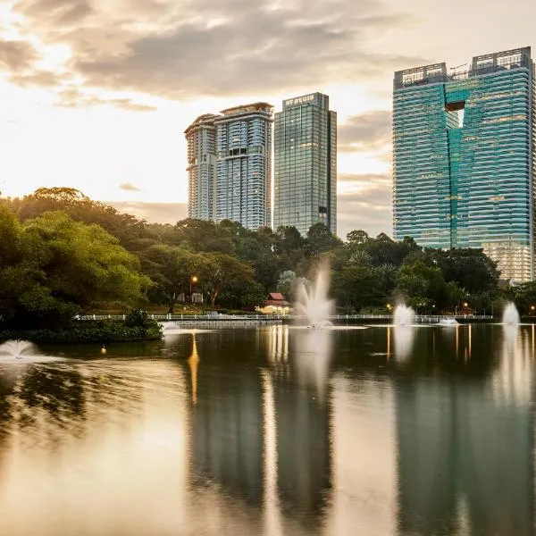 瑞吉吉隆坡酒店，位于吉隆坡的酒店