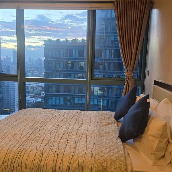 Beautiful Sunset One Uptown near Grand Hyatt BGC Uptown, St Lukes Medical Center, and Mitsukoshi Mall，位于马尼拉的酒店