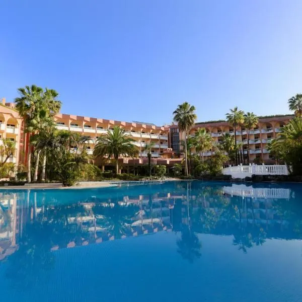 Hotel Puerto Palace，位于拉克鲁斯的酒店