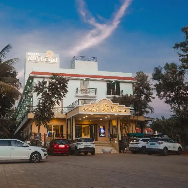 HOTEL KB's Grand,位于舍地的酒店