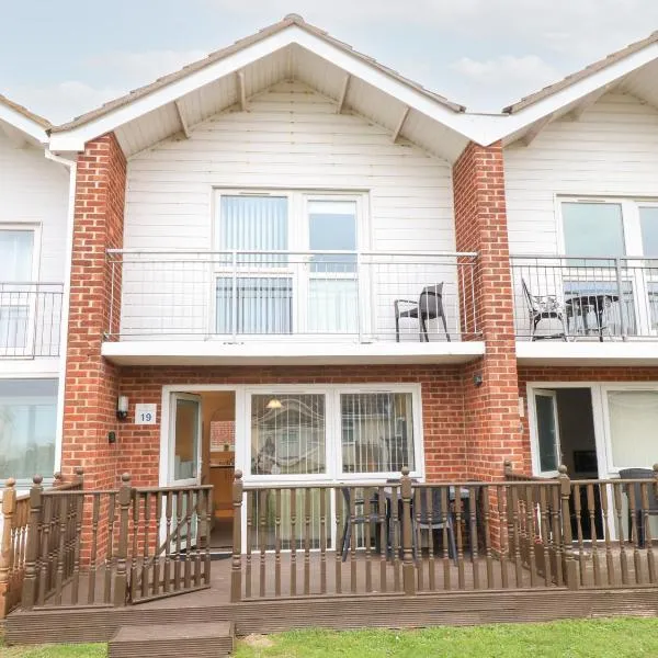 19 Waterside Park，位于洛斯托夫特的酒店