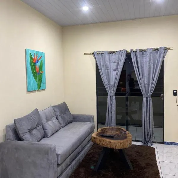 Departamento Amoblado en pleno Centro Hohenau，位于Hohenau的酒店