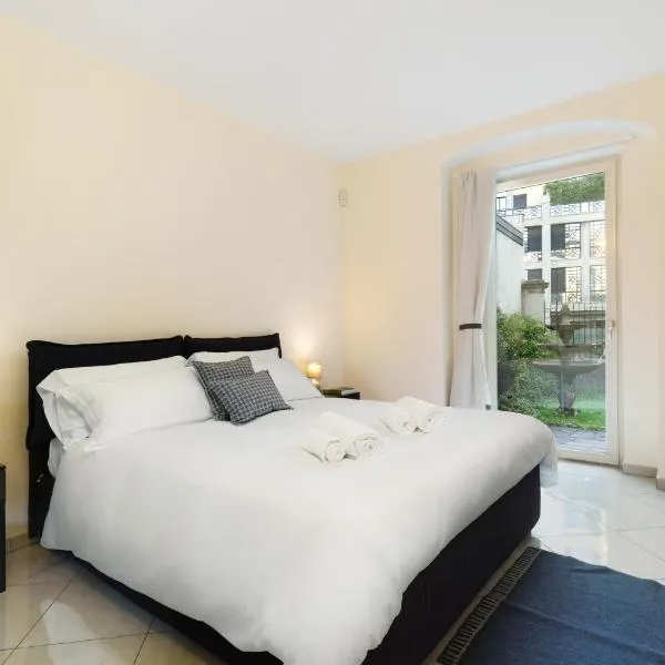 BILOCALE CENTRALE con Spazio esterno con Stazione 5'，位于贝加莫的酒店