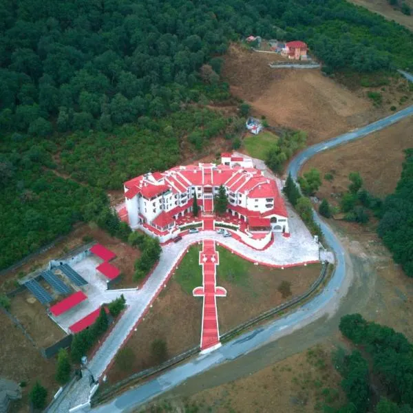 Charme Hotel La Foret，位于艾因代拉希姆的酒店