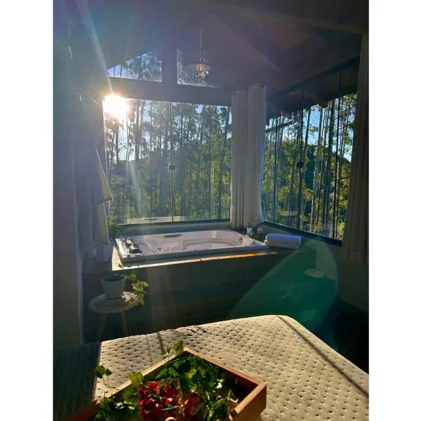 Chalé Sossego da Montanha - Rancho Queimado，位于兰舒凯马杜的酒店