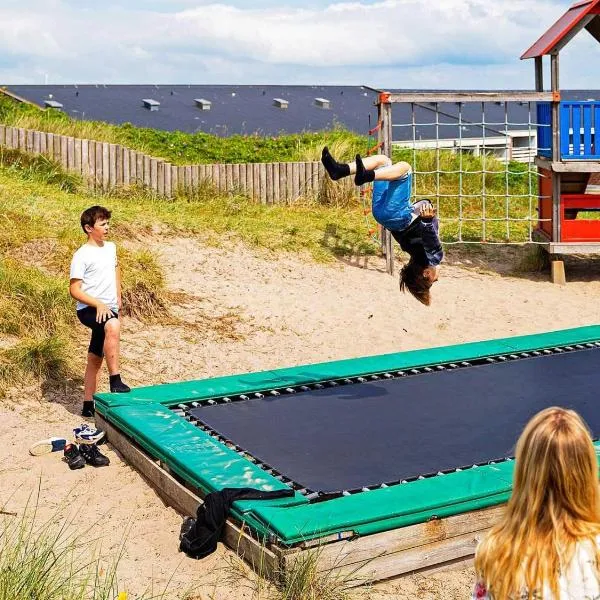 2 person holiday home in Ringkøbing，位于灵克宾的酒店