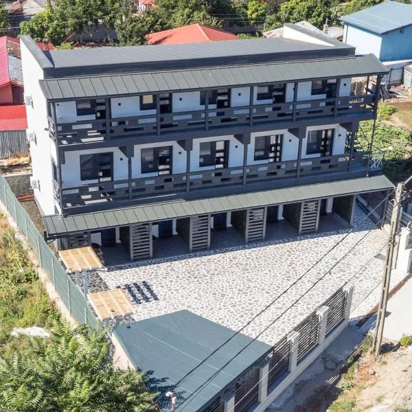 Lizubert，位于Afumaţi的酒店