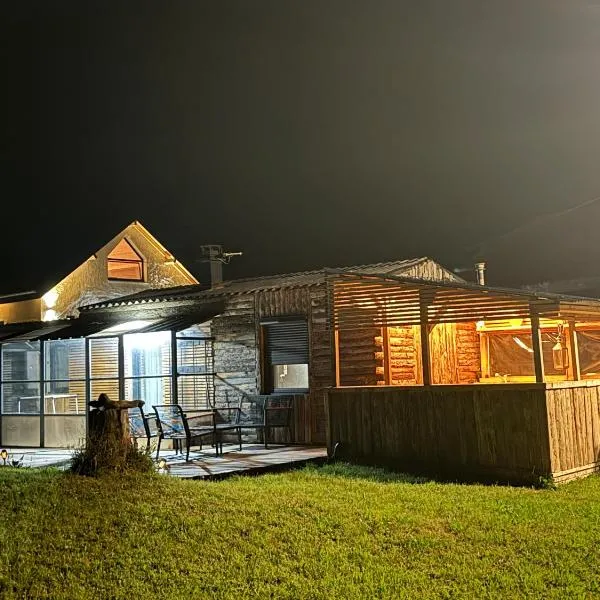 La Guinguette de Lus，位于吕拉克鲁瓦奥特的酒店