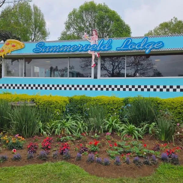 Summerveld Lodge & Country Kitchen，位于Nshongweni的酒店