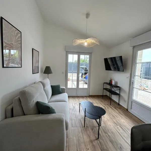 Les gites saint Laurent - l'élégante，位于穆伊的酒店