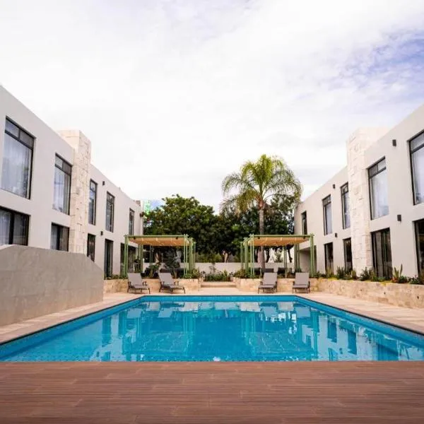 易波萨达套房酒店，位于圣路易斯波托西的酒店