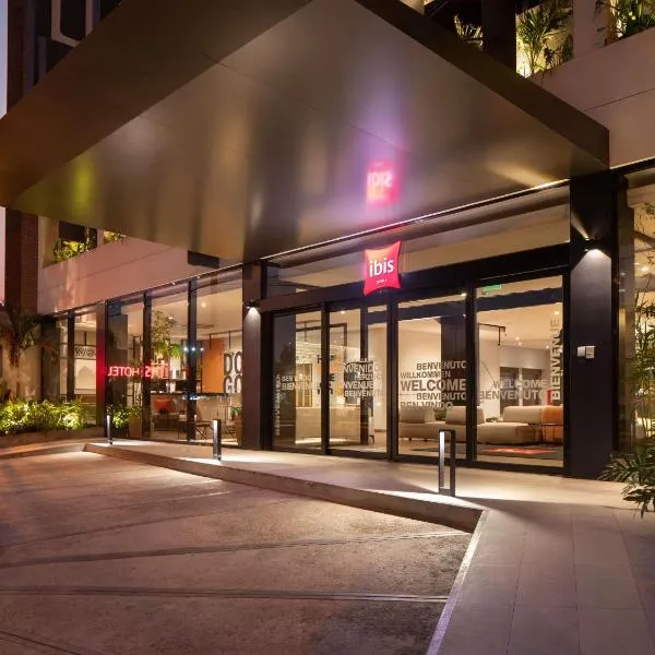 ibis Santa Cruz de la Sierra，位于圣克鲁斯的酒店