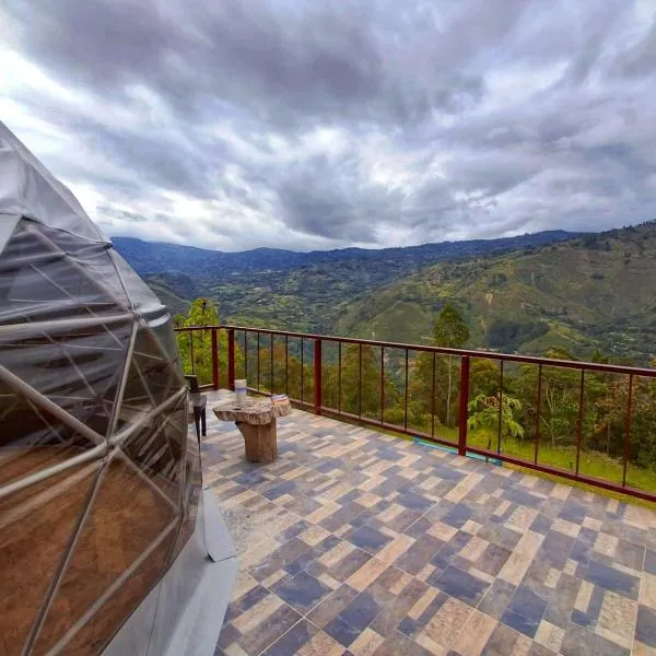 Glamping el Porvenir RNT 10601，位于Manta的酒店