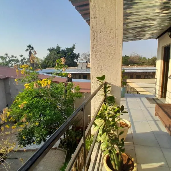 Farmhouse Boutique Backyard Rooms，位于奥乔的酒店