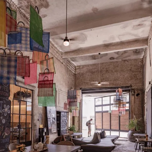 Escentrike Hostal，位于梅里达的酒店