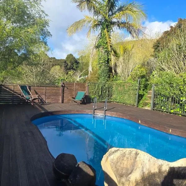 Garden Hill Cottage, Maungatapere，位于Maungatapere的酒店