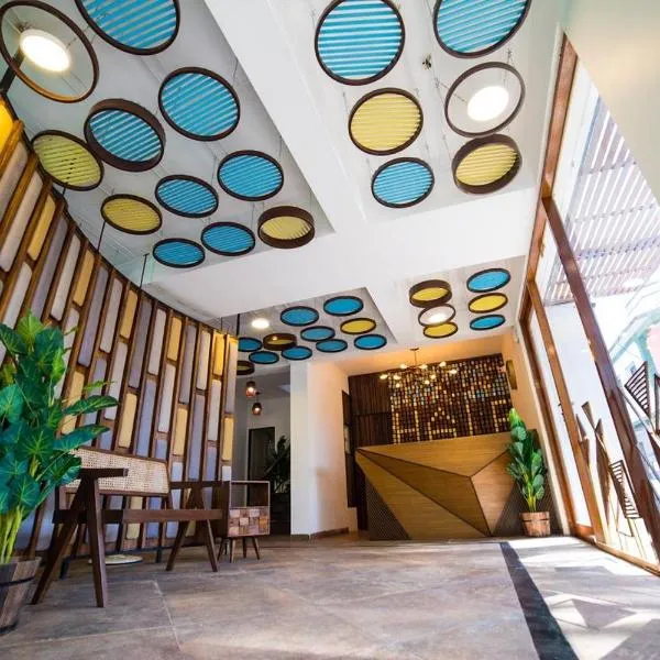 HALF Hotel, Calangute，位于卡兰古特的酒店