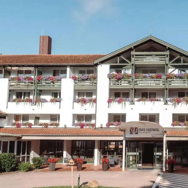 DAS LUDWIG Sports Resort，位于巴特格里斯巴赫的酒店