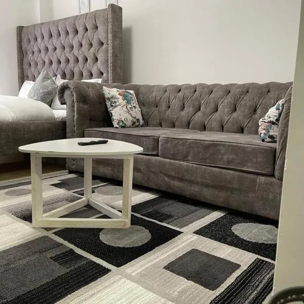 Affordable Studio - WIFI, Netflix & Parking，位于Kikuyu的酒店