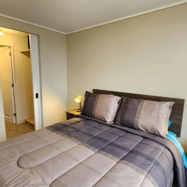 Departamento moderno y cómodo, inmejorable ubicación 2D2B, con estacionamiento，位于洛斯安赫莱斯的酒店