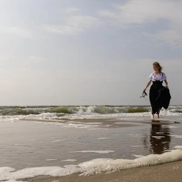 Boutique Hotel Charley's，位于韦斯特卡佩勒的酒店