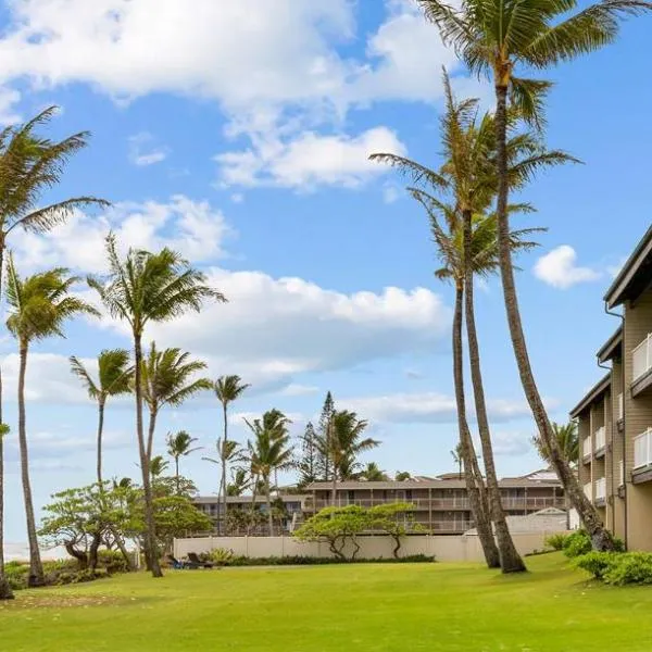 1BR Condo at Oceanfront Resort Kapaa Shore，位于卡帕阿的酒店