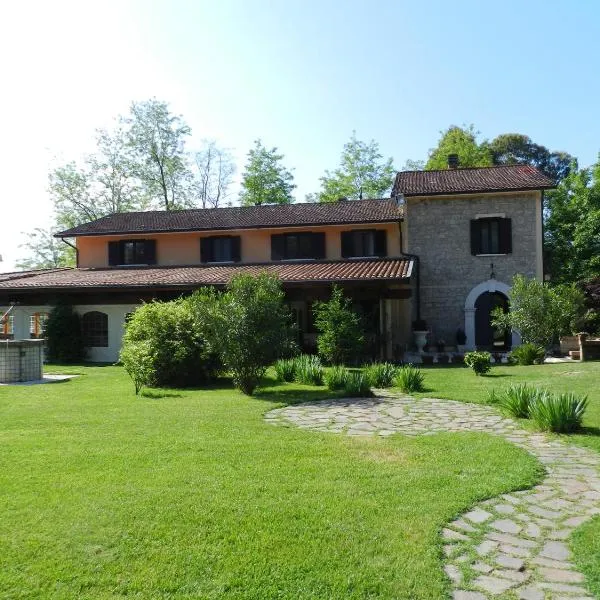 Il Nibbio Reale Country House，位于SantʼAngelo in Theodice的酒店