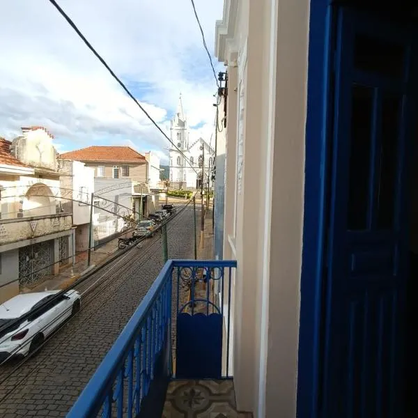 Casarao da Praca，位于Brazópolis的酒店